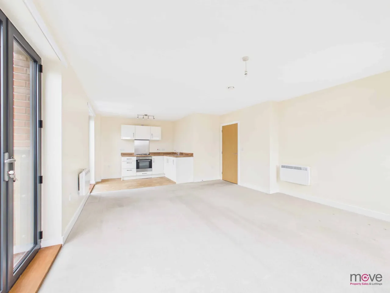 Flat 5, 3 Friars Orchard, Gloucester, GL1 1GA, photo 4