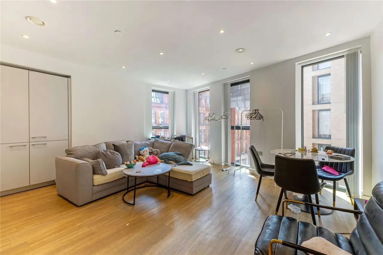 Carding Building, 42 Whitworth Street, Manchester, Greater Manchester, M1 3AR, photo 4