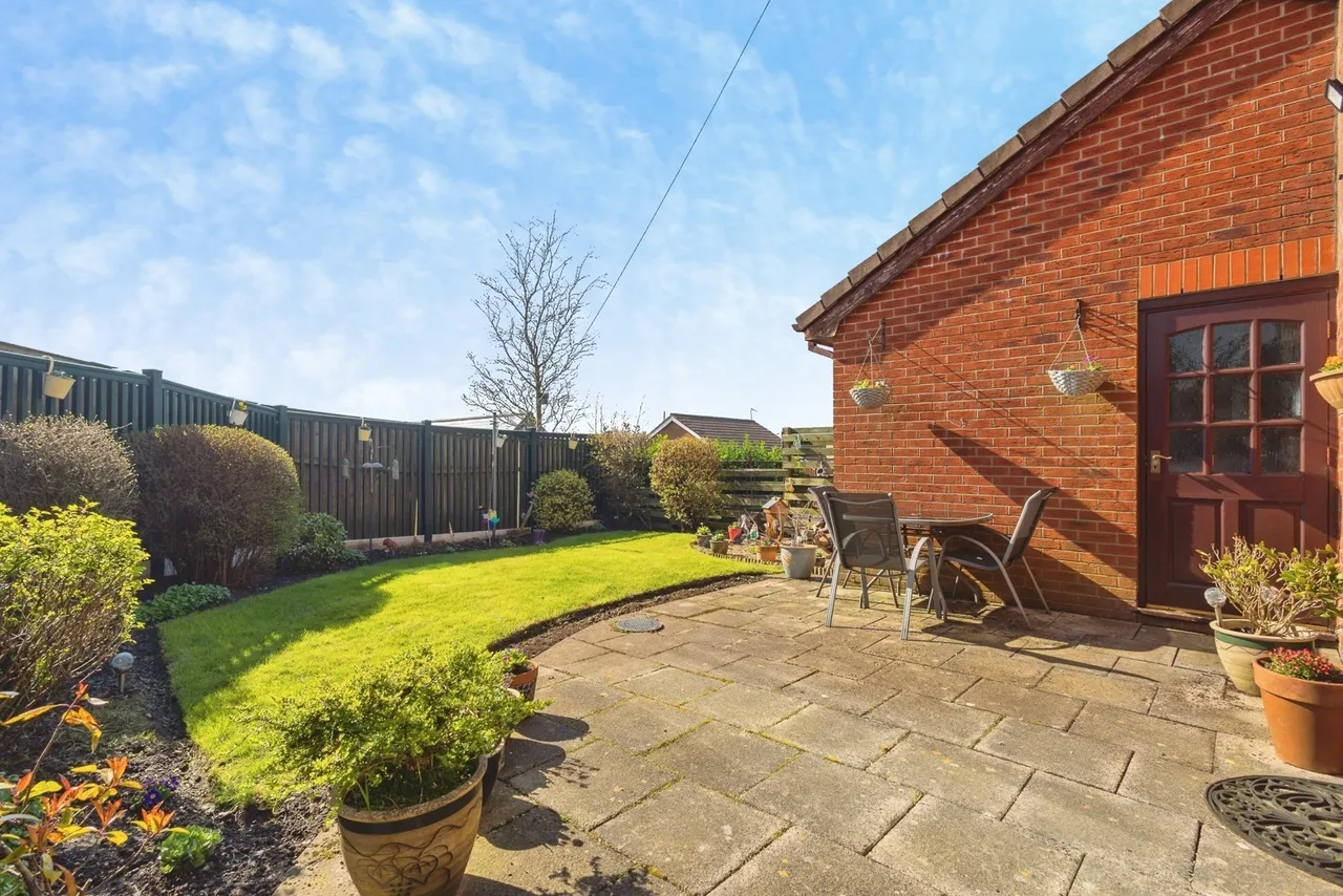 Locking Gate Rise, Waterhead OLDHAM, Lancashire, OL4, photo 17