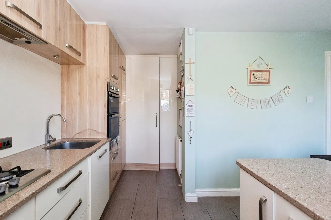 Locking Gate Rise, Waterhead OLDHAM, Lancashire, OL4, photo 7