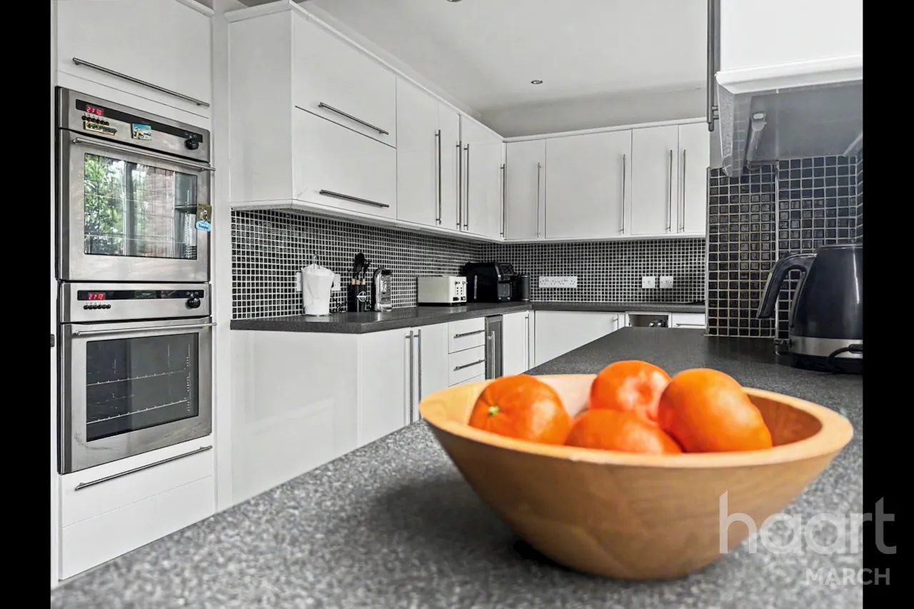 Elwyn Road, March, PE15, photo 9