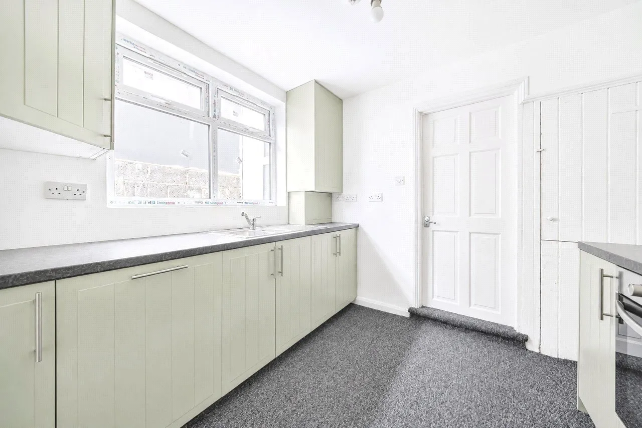 Tweedmouth Road, London, E13, photo 7