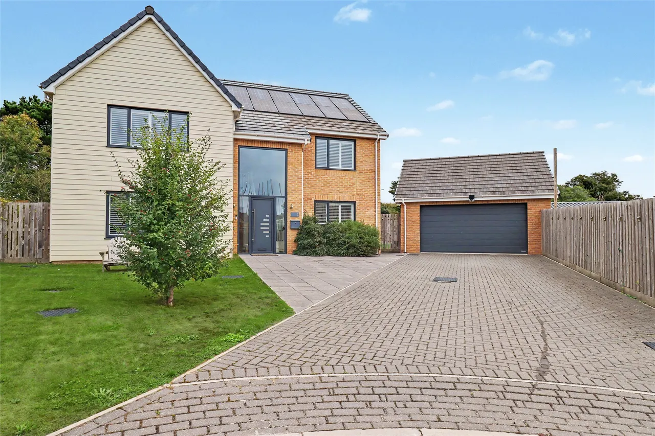 5 bed house for sale, Oak Crescent, Chivenor, EX31
