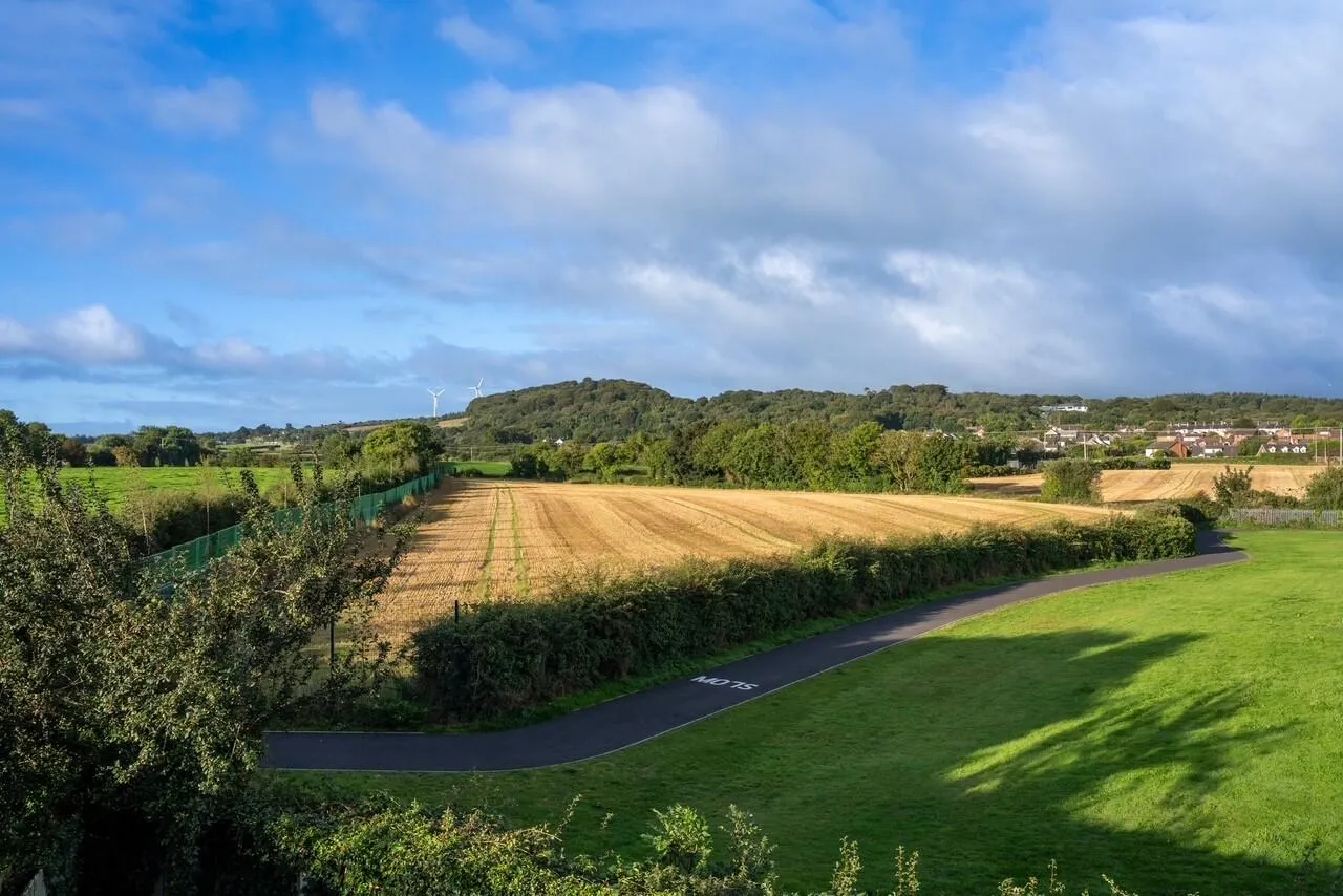 Stonebridge Square, conlig, BT23, photo 19