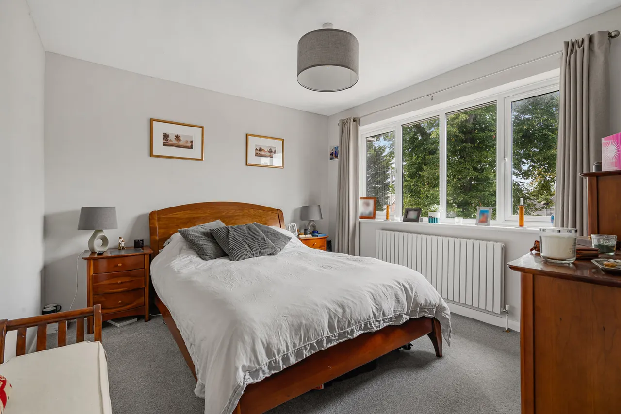 Wrecclesham Hill, Wrecclesham, GU10, photo 9