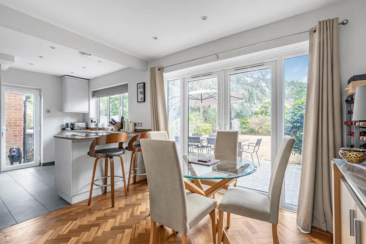 Wrecclesham Hill, Wrecclesham, GU10, photo 7