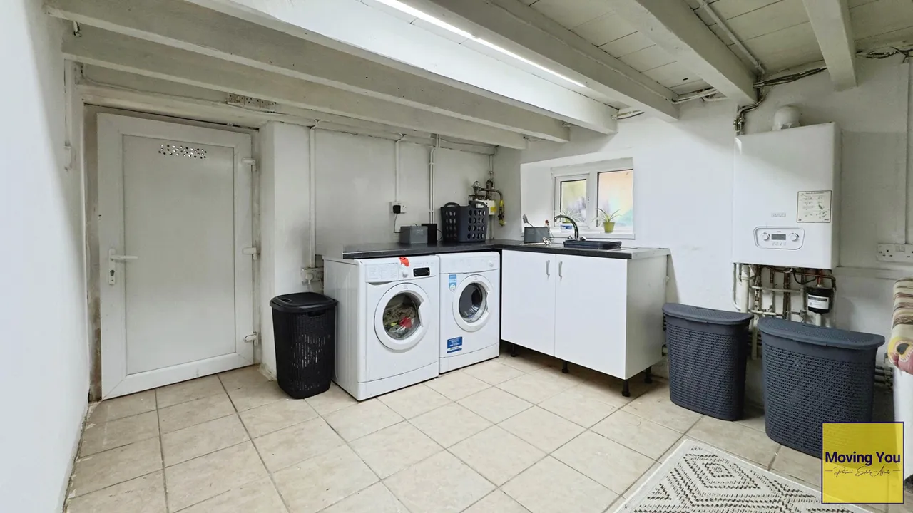 Brecon Road, Pontardawe, Swansea, photo 8
