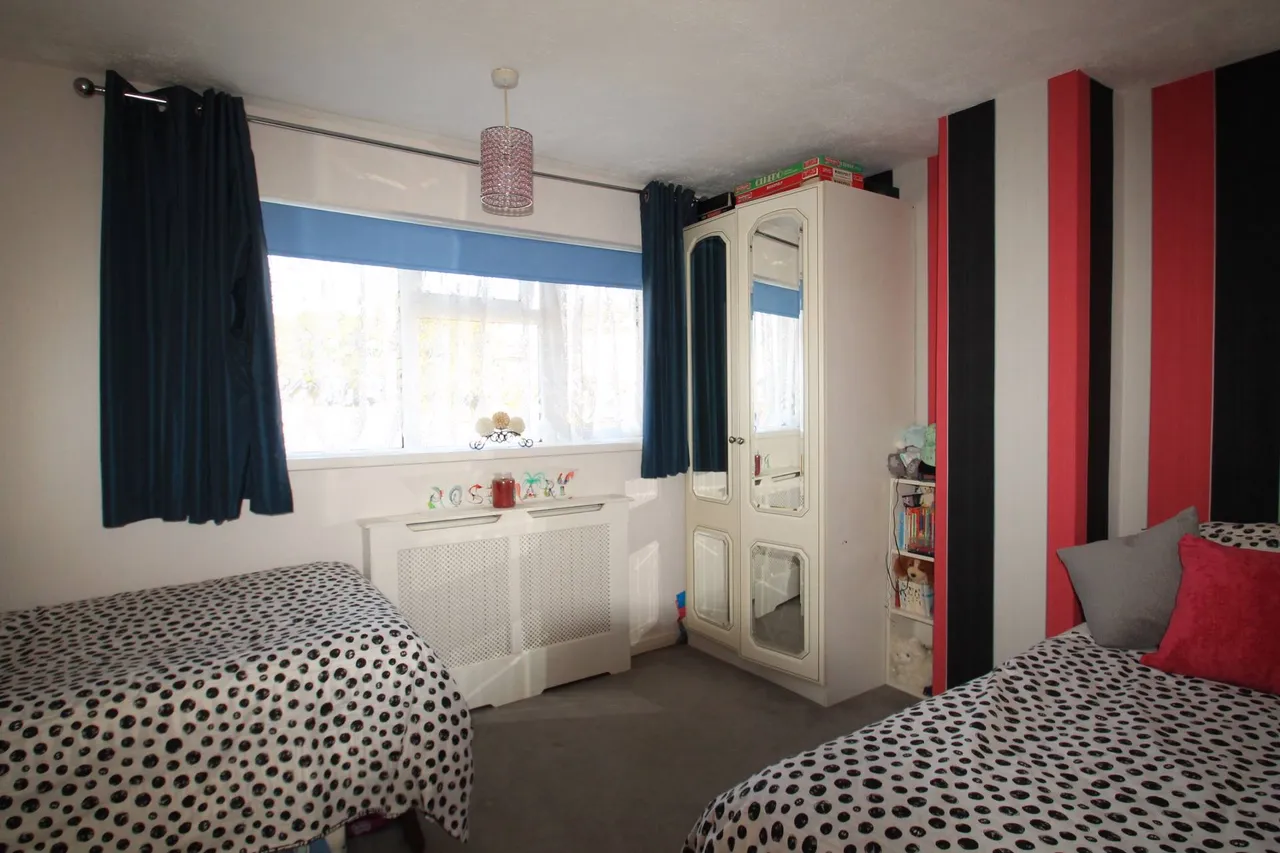 Trevithick Drive, Dartford, photo 5