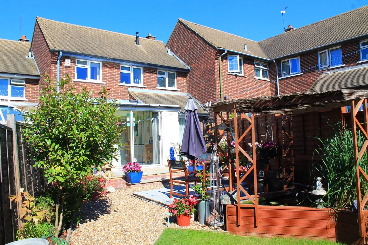 Trevithick Drive, Dartford, photo 9