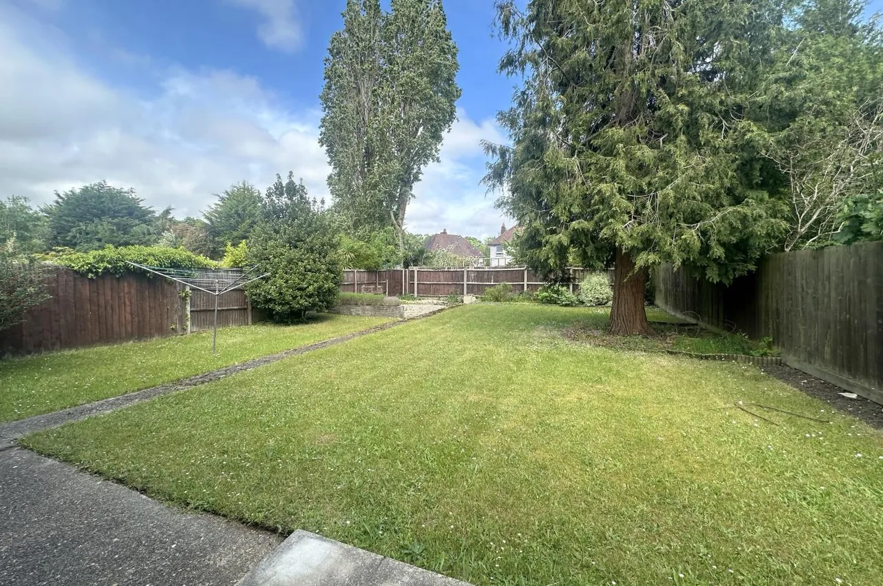 Holdenhurst Avenue, BH7, photo 19