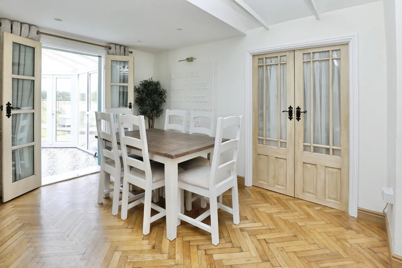 Vale Lane, Ormskirk, L40, photo 8