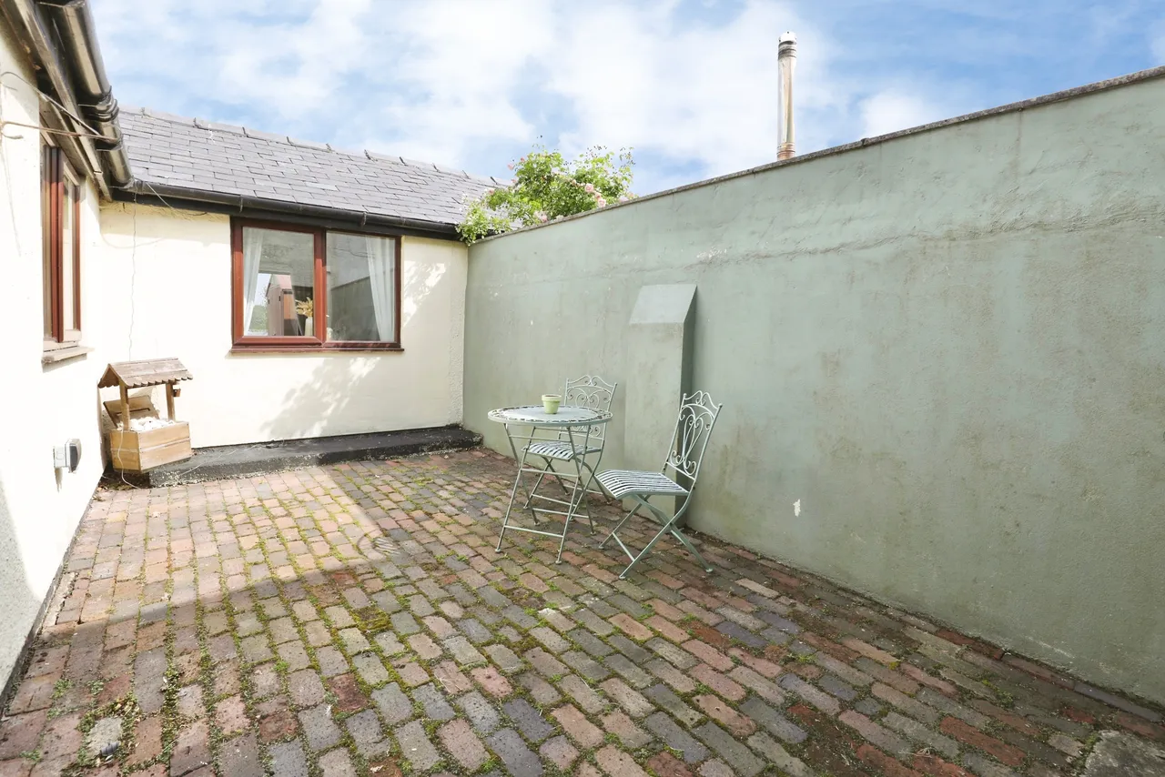 Vale Lane, Ormskirk, L40, photo 15
