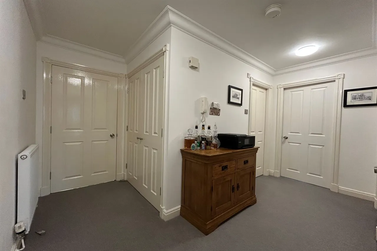 The Oaks Horseshoe Lane, Alderley Edge, photo 13