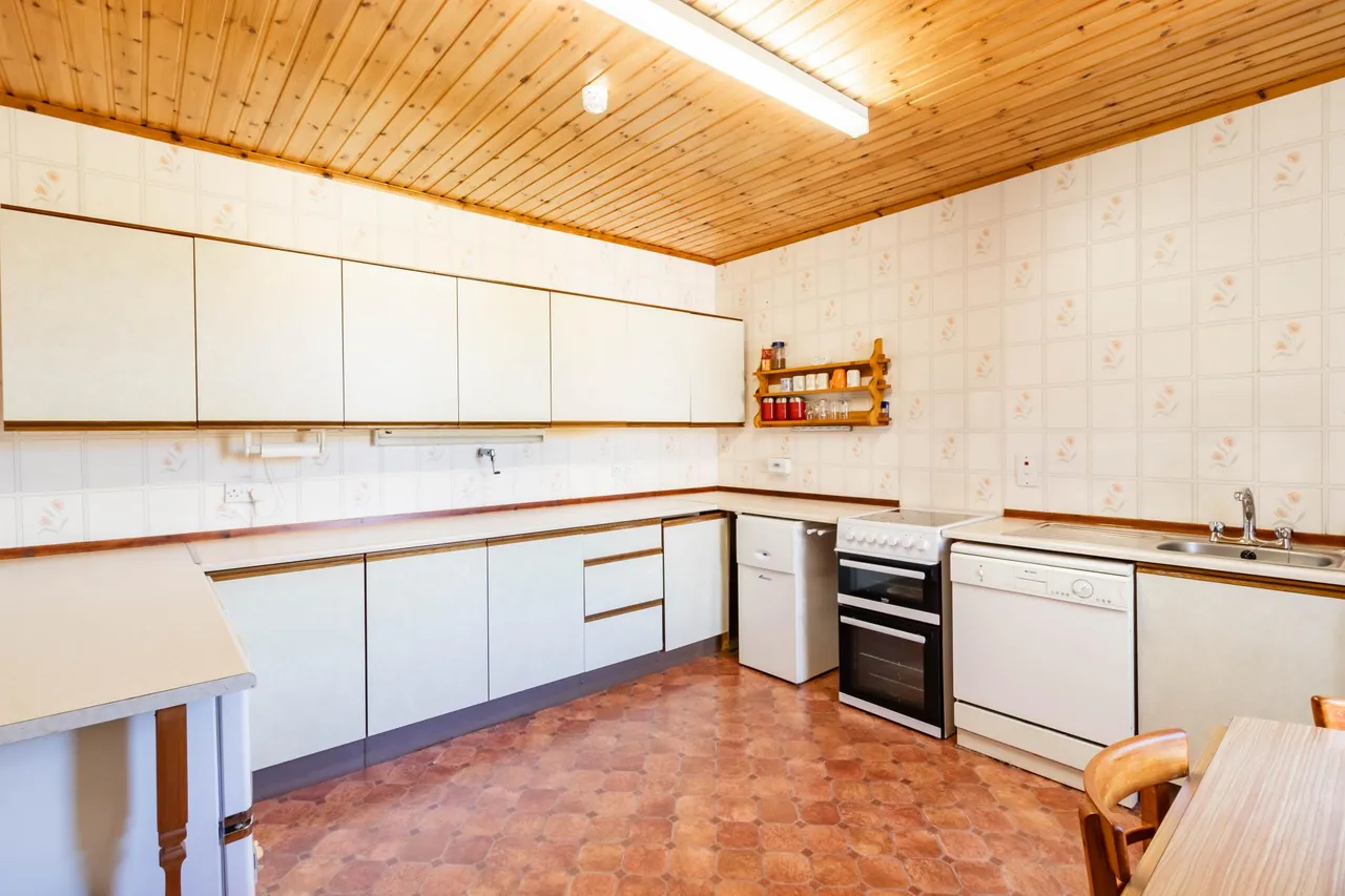 Caird Avenue, Montrose, DD10, photo 14
