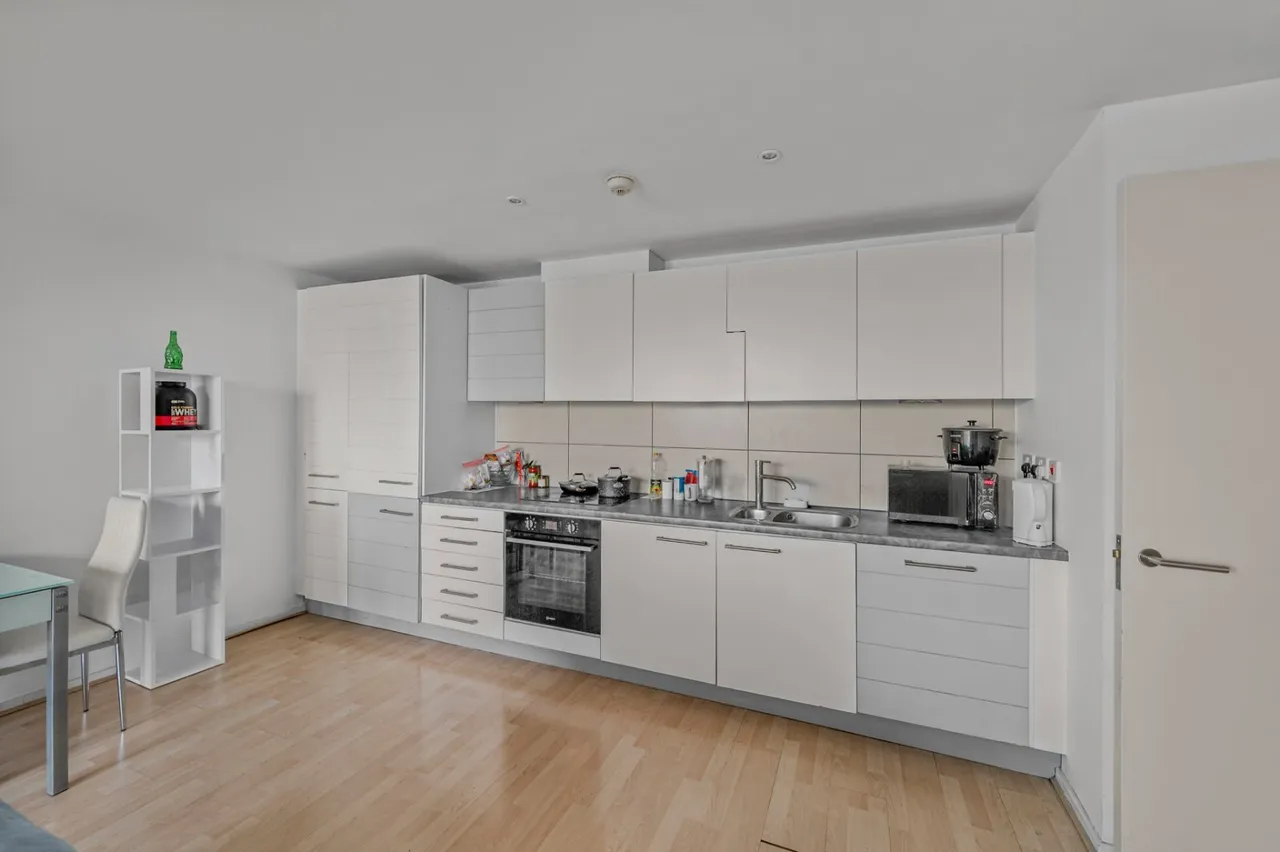 Blackwall Way, London, E14, photo 4