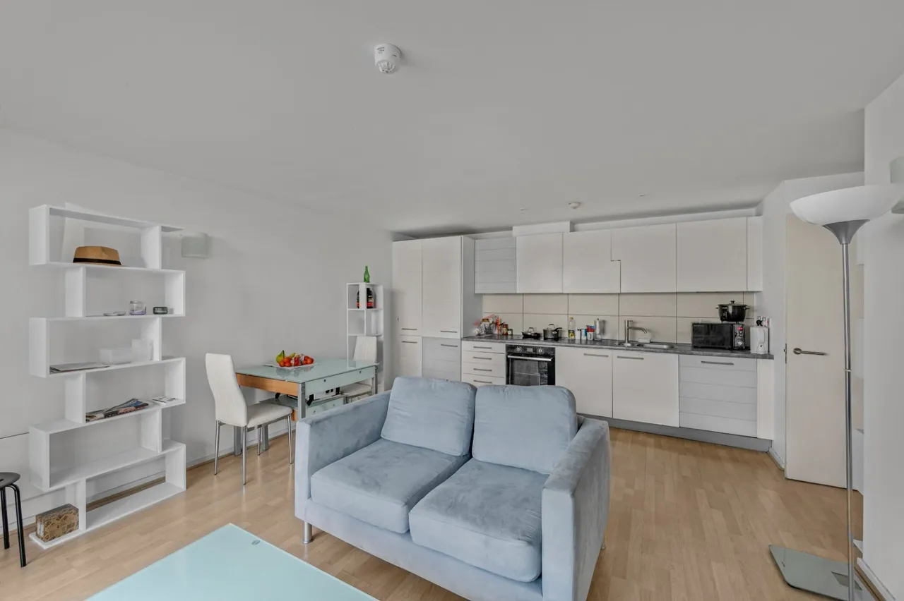 Blackwall Way, London, E14, photo 11