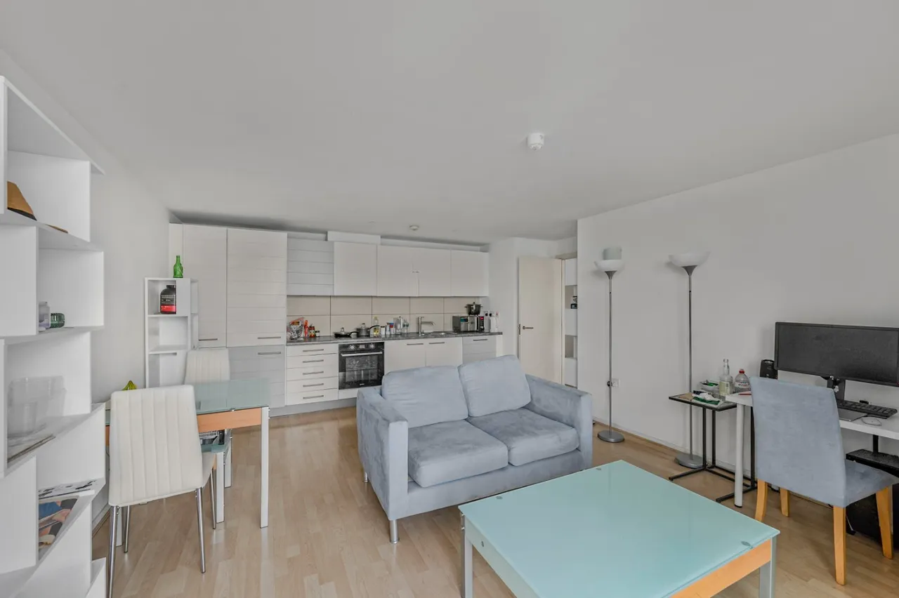 Blackwall Way, London, E14, photo 8