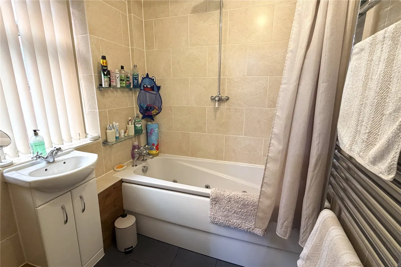 Westbury, photo 17