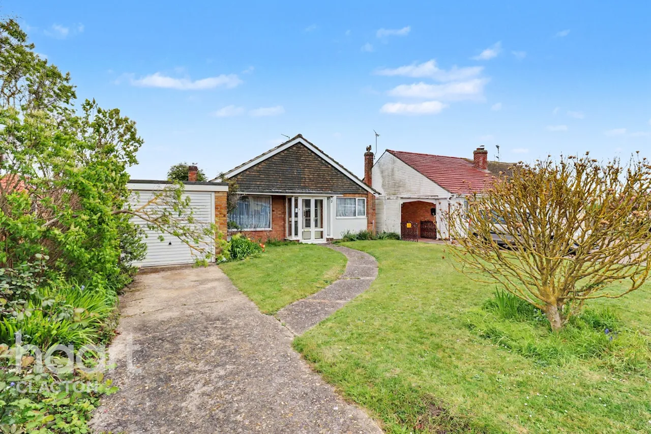 Alan Drive, Clacton-On-Sea, CO16, photo 11