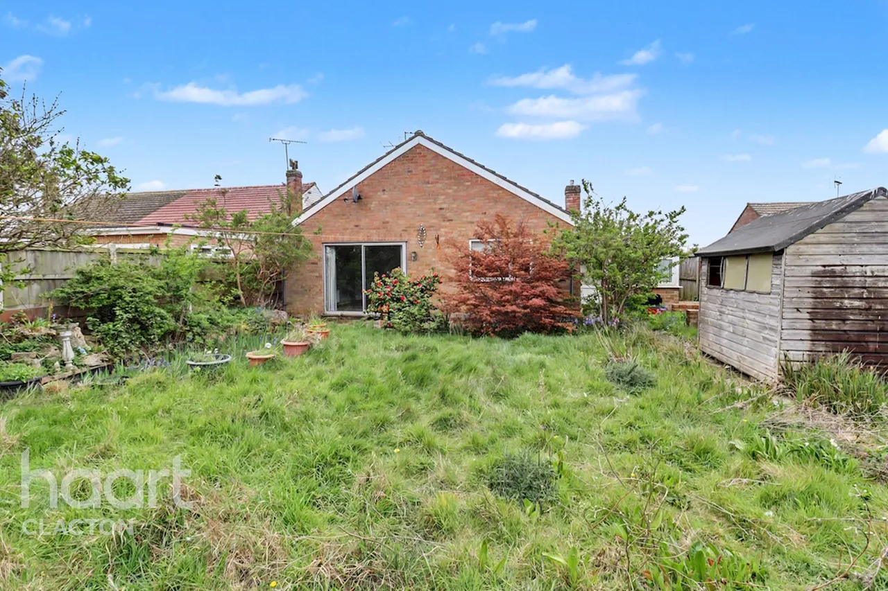 Alan Drive, Clacton-On-Sea, CO16, photo 10