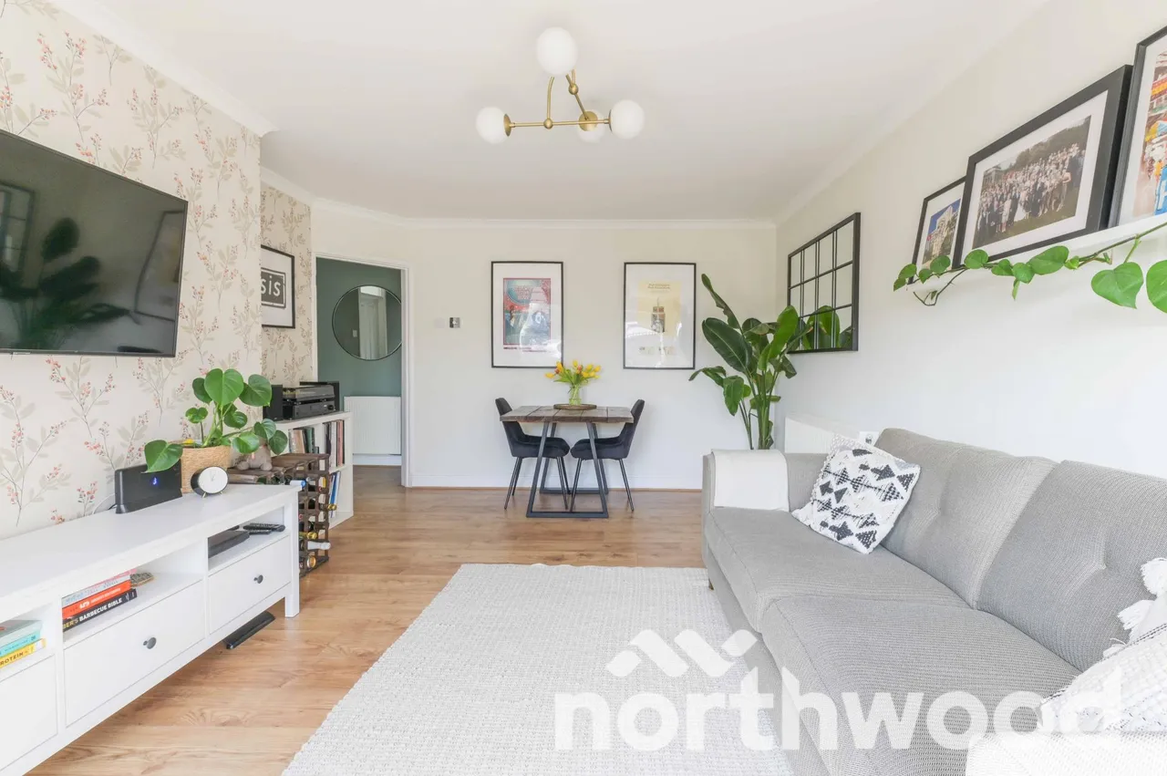 Nightingale Drive, West Ewell, KT19, photo 9