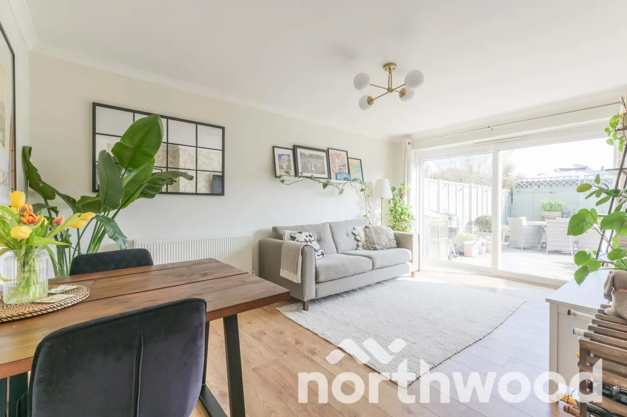 Nightingale Drive, West Ewell, KT19, photo 7