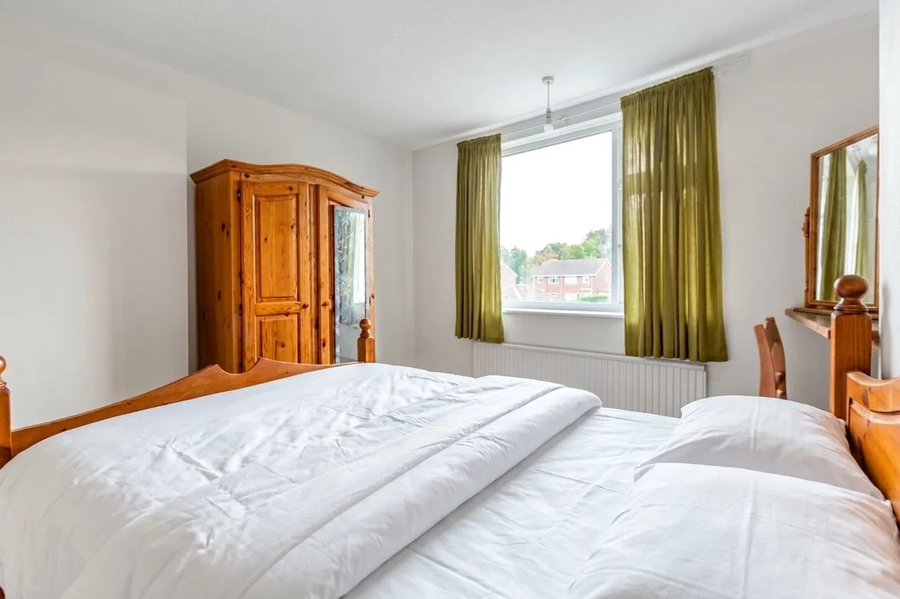 Third Avenue, Bristol, BS7, photo 10