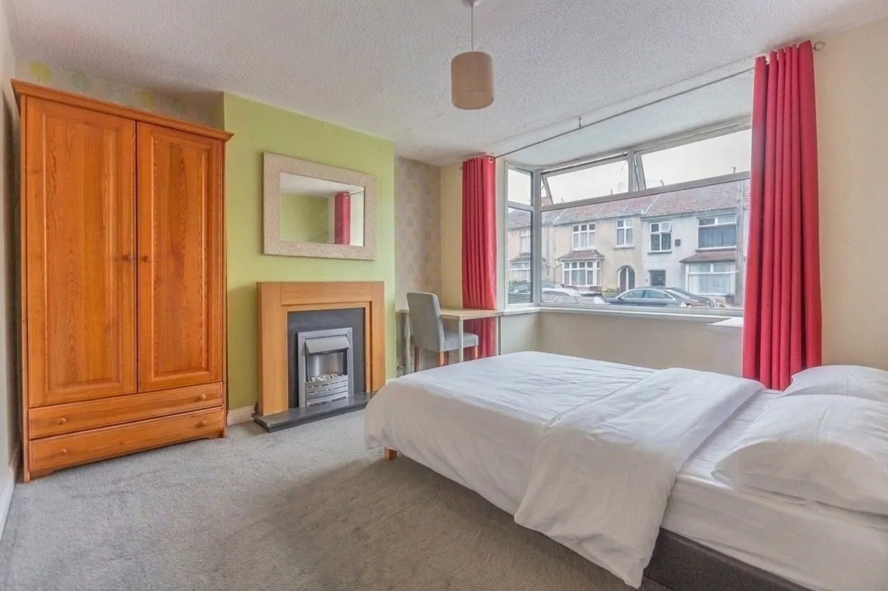 Third Avenue, Bristol, BS7, photo 7