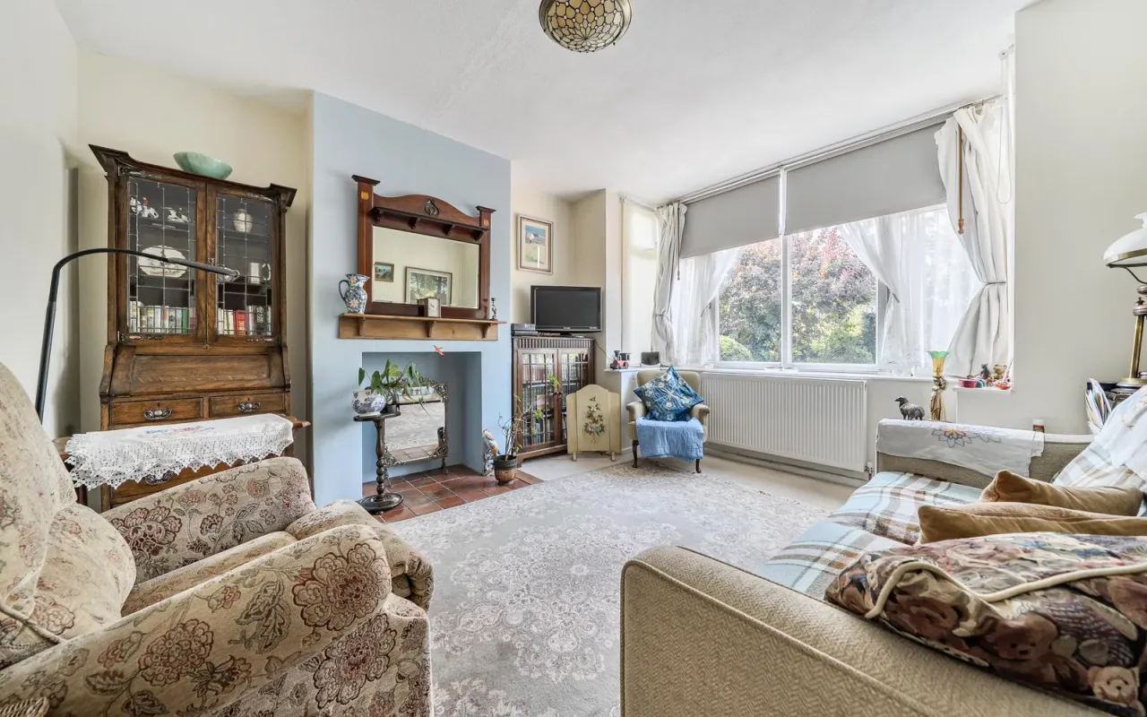 Wendover Drive, Bedford, photo 2