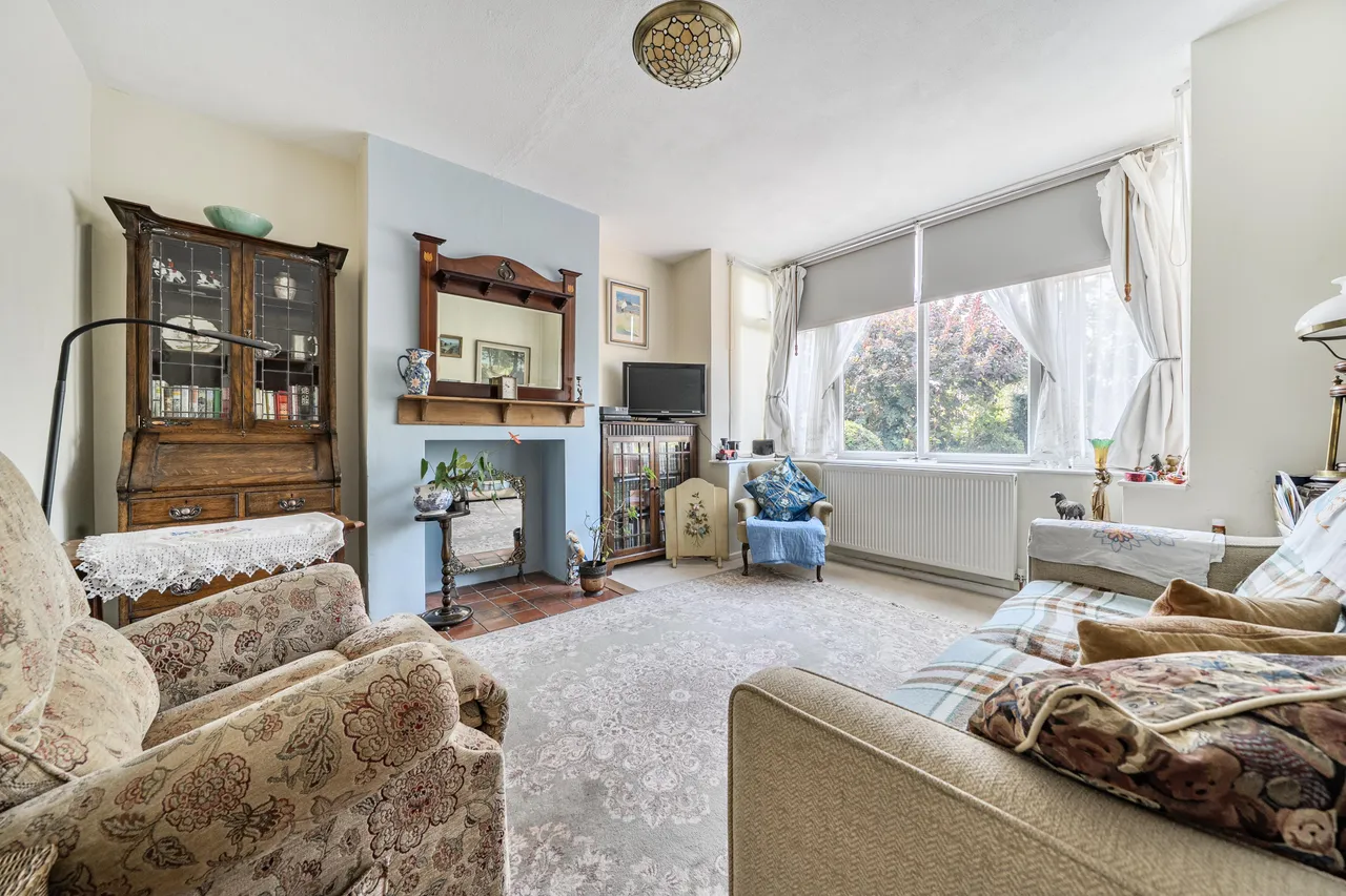 Wendover Drive, Bedford, photo 2