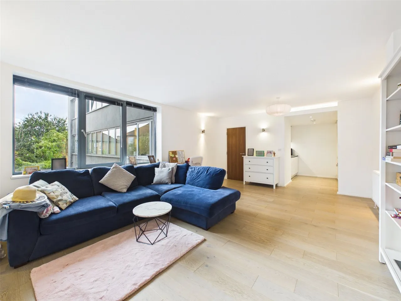 1 bed flat to rent, Lower Richmond Road, Richmond, TW9