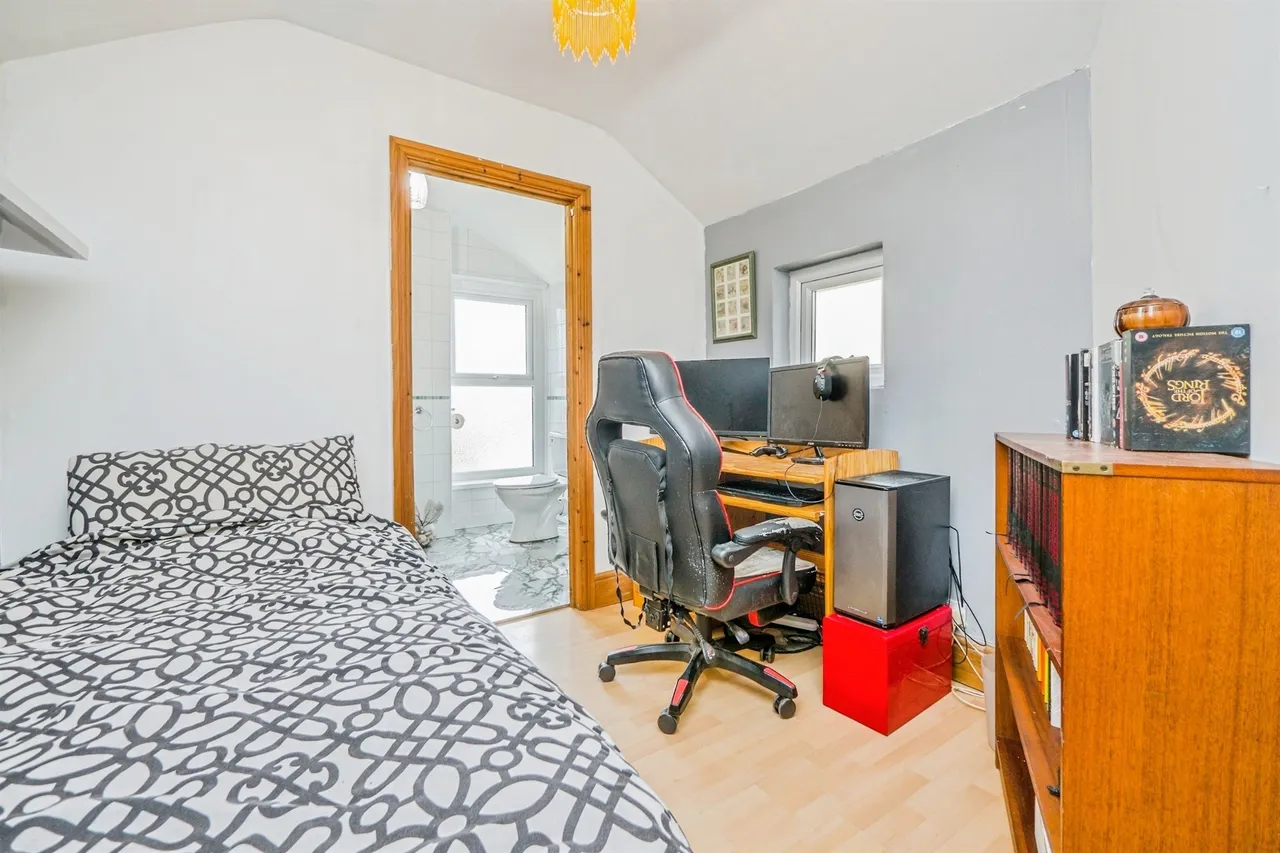 Pearl Street, Splott, CF24, photo 9