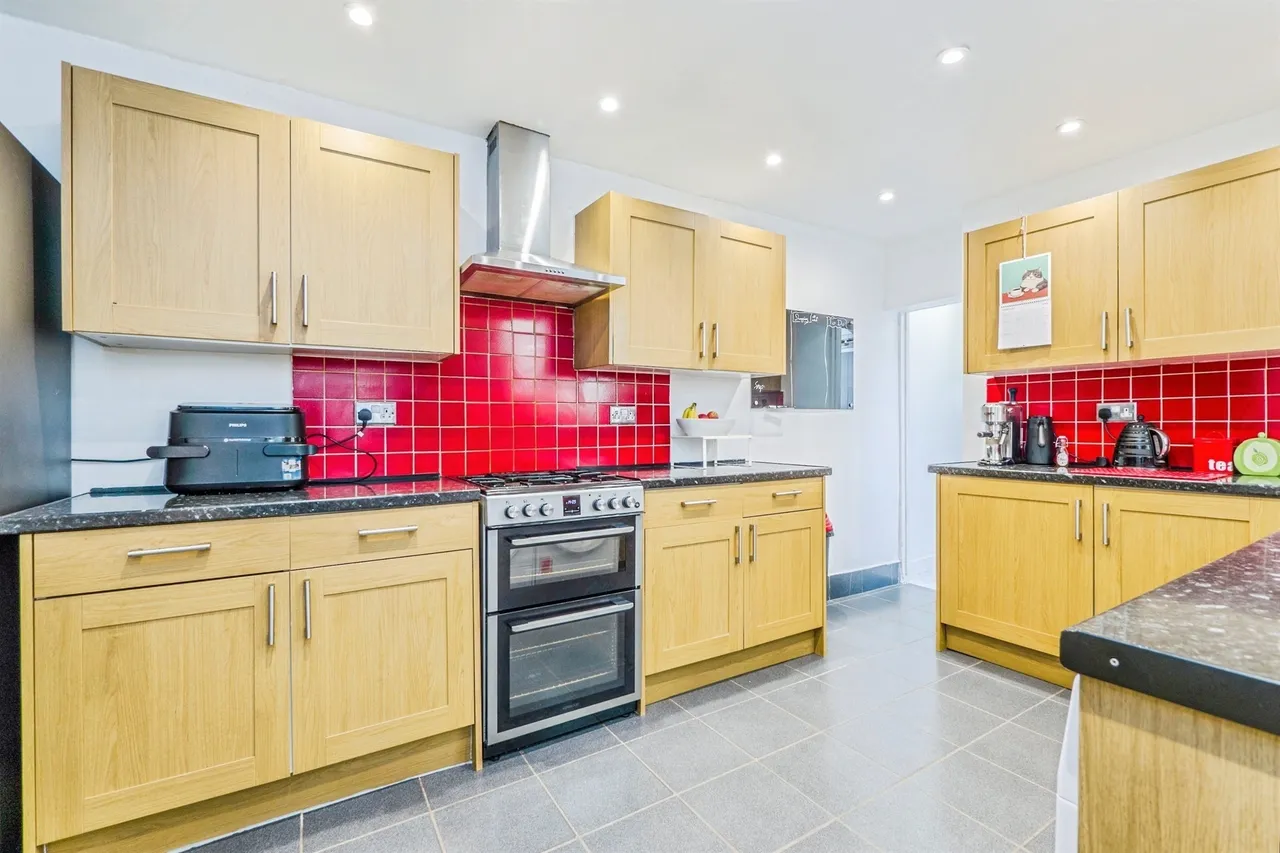 Pearl Street, Splott, CF24, photo 5