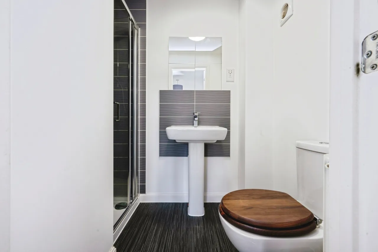Winchell Mews, Great Denham, Bedford, Bedfordshire, MK40, photo 10