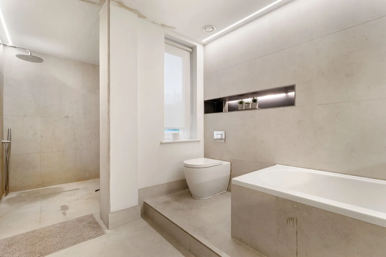 Cavendish Place, Bowdon, WA14, photo 11