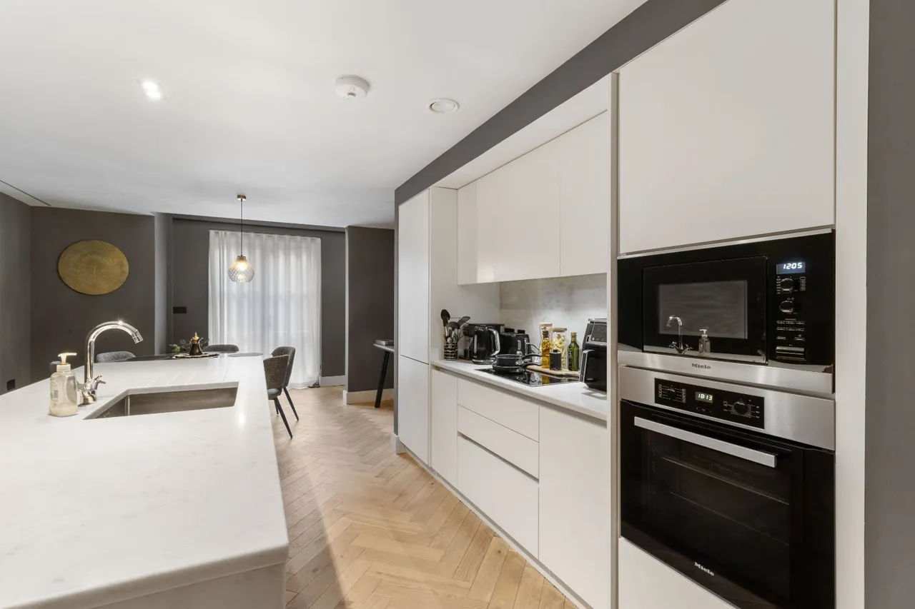 Cavendish Place, Bowdon, WA14, photo 6