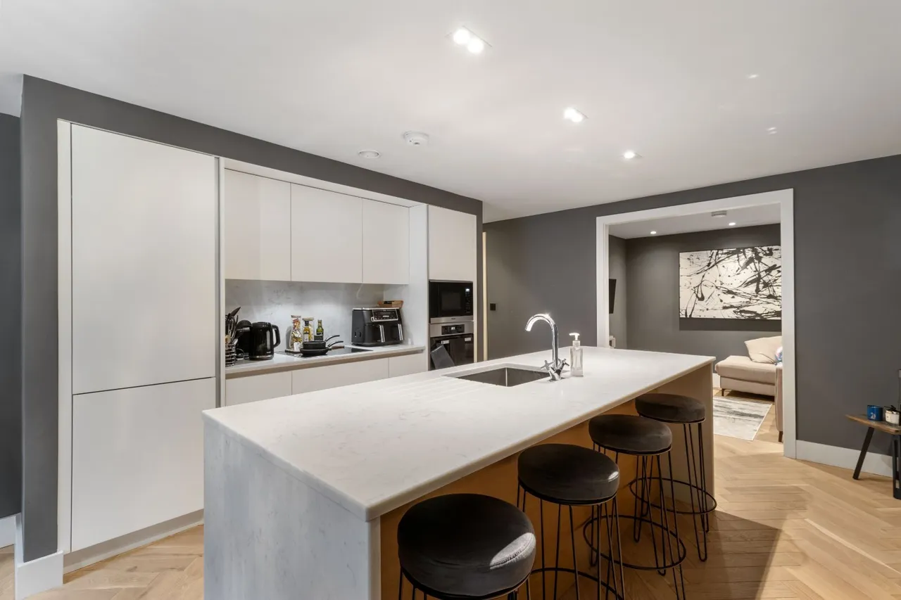 Cavendish Place, Bowdon, WA14, photo 5