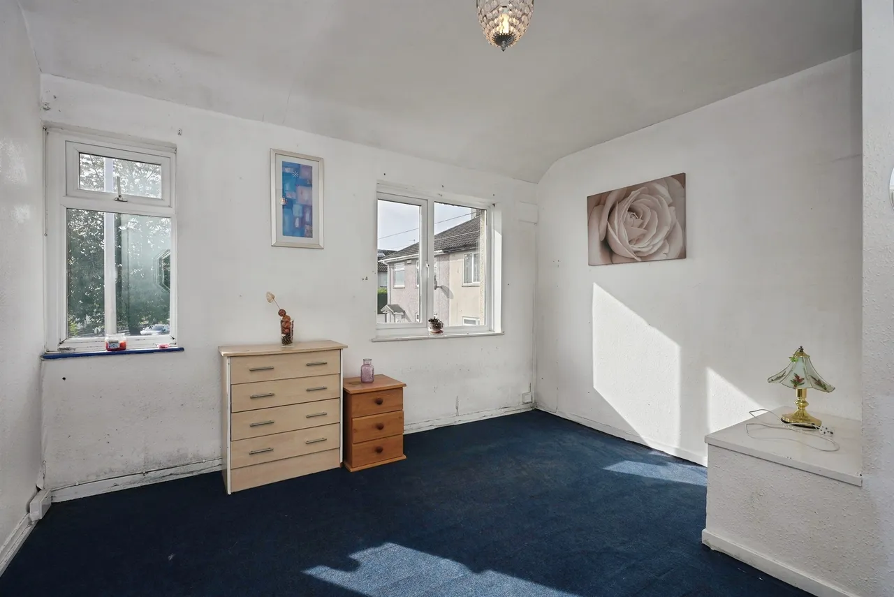 Short Close, Wyke, BD12, photo 9