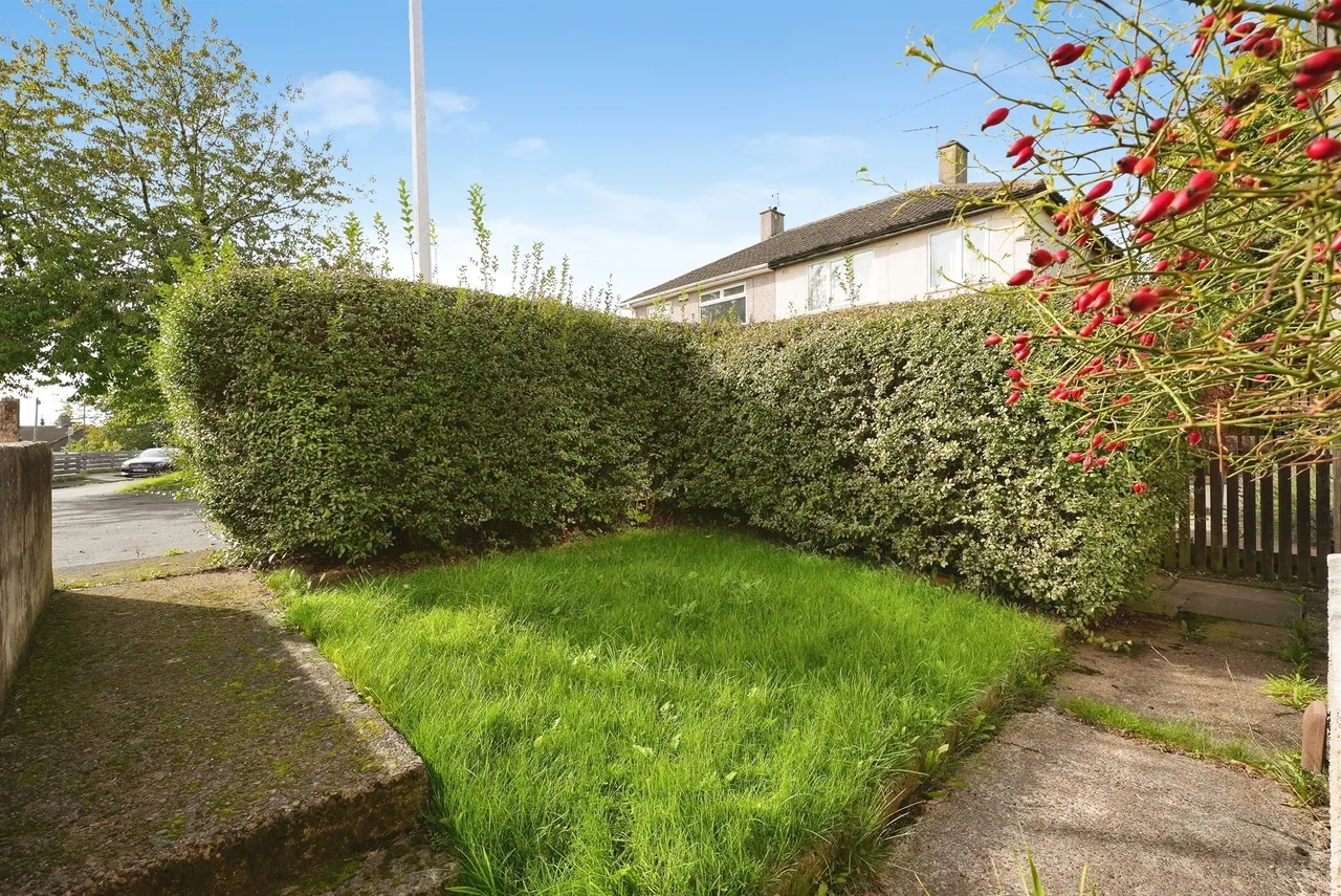 Short Close, Wyke, BD12, photo 16