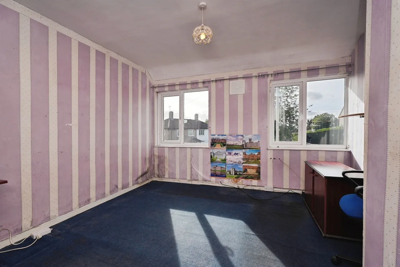 Short Close, Wyke, BD12, photo 7