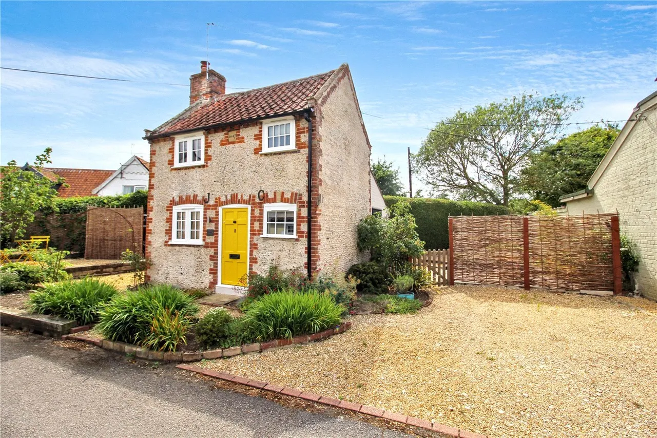 The Street, Blythburgh, Halesworth, Suffolk, IP19, photo 12