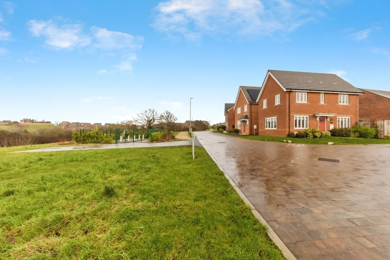 Clayfield Road, CONGLETON, Cheshire, CW12, photo 13