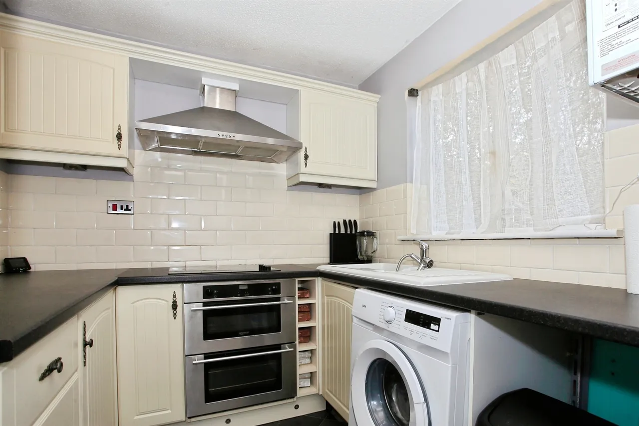 Somerville, Peterborough, PE4, photo 3