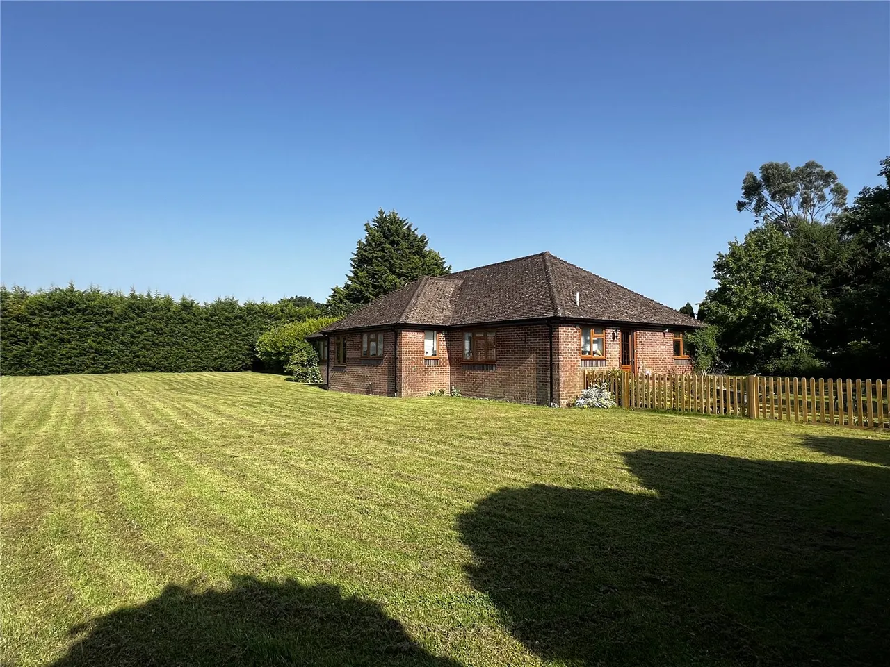 Pitmore Lane, Pennington, Lymington, Hampshire, SO41 8LL, photo 2