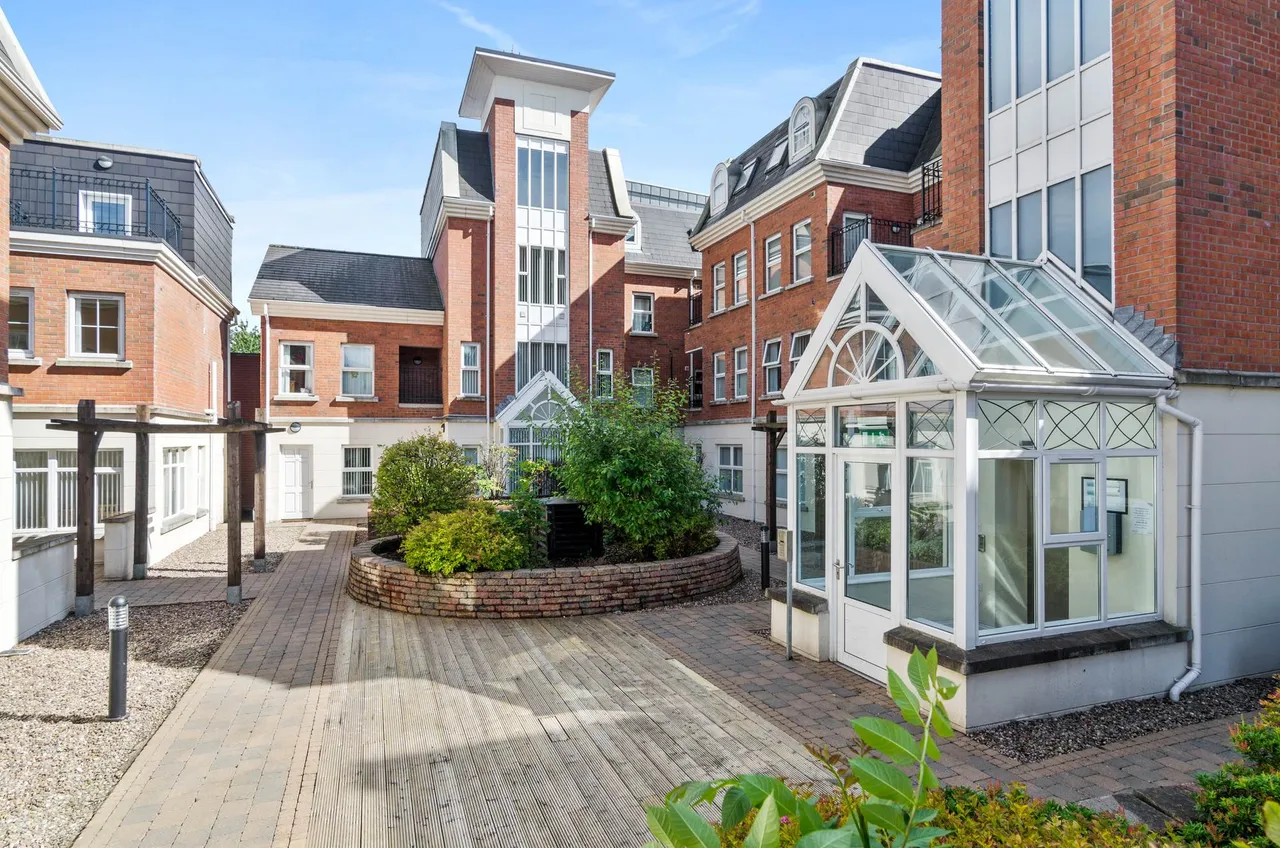 2 bed flat for sale, Fane Street, Belfast, BT9