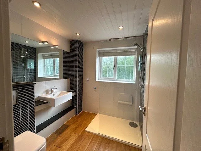 Chiltern Place, Raddle Wharf, CH65, photo 5