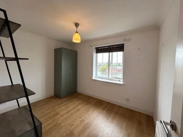 Chiltern Place, Raddle Wharf, CH65, photo 6
