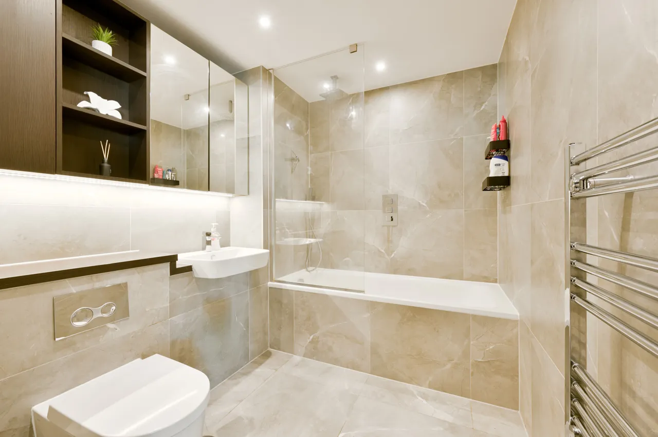 Acton, W3, photo 10
