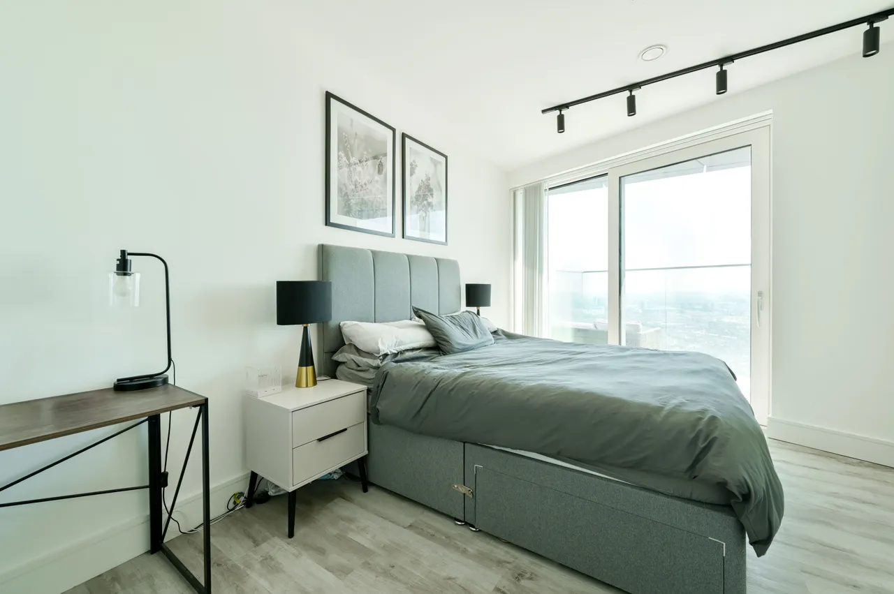 Acton, W3, photo 8