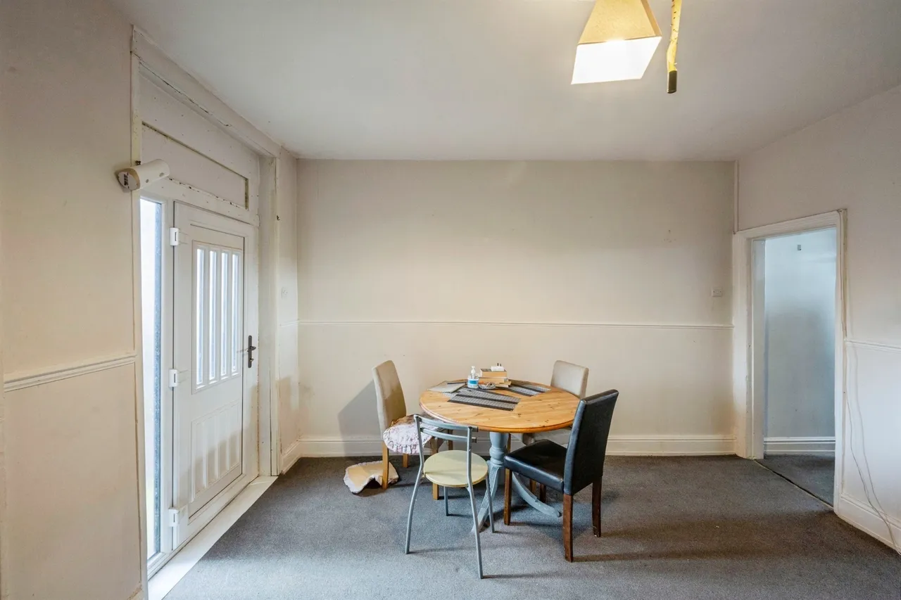 Station Road, Bolton-Upon-Dearne, Rotherham, photo 6